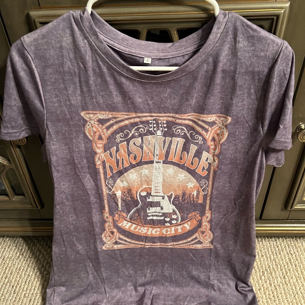 Brand new Nashville Music Shirt